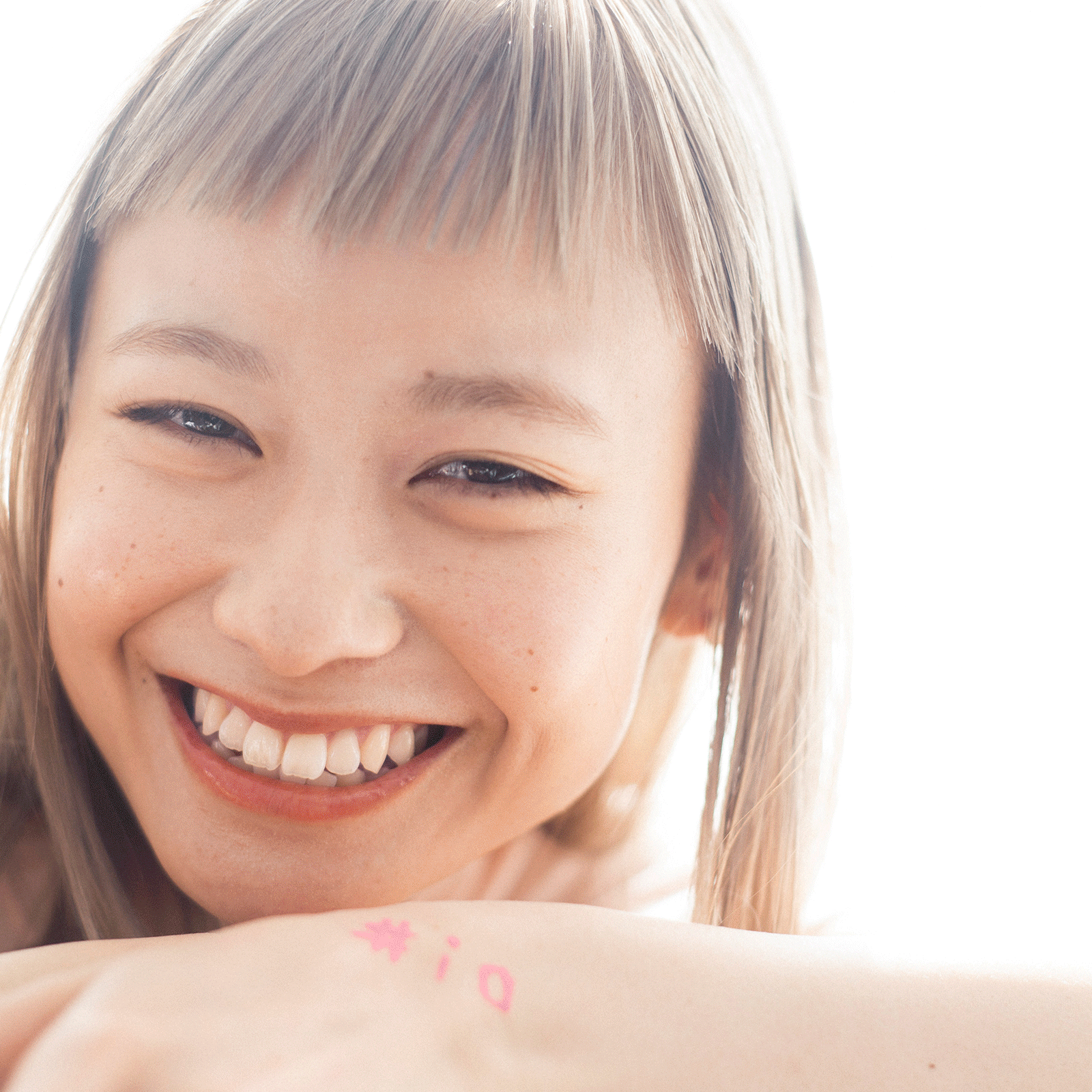 Donna Io ちょっと ヘン が わたしのかわいい 夏鈴 Ignis Io イグニス イオ 公式サイト Donna Io ちょっと ヘン が わたしのかわいい 夏鈴 Ignis Io イグニス イオ 公式サイト